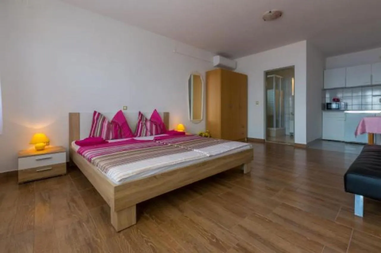 Apartmani Sil Dramalj 0*,